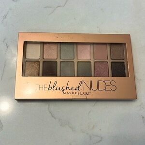 Maybelline The Blushed Nudes Eyeshadow Powder Makeup